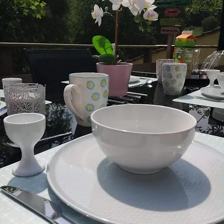 Le Jardin D'eugenie A En Pleine Nature Lits Fait A L'arrivee Apartment Virton